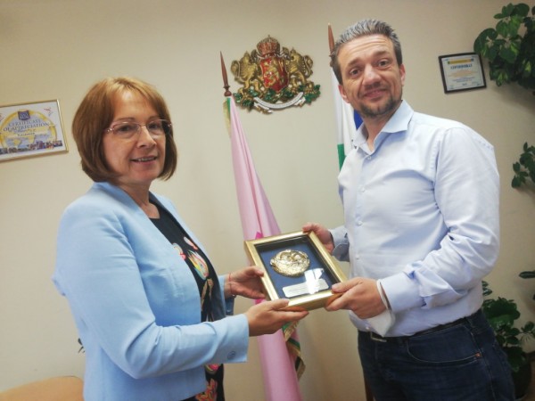 Кметът на Казанлък към ФК „Розова долина“: Купата трябва да вдъхновява младите!