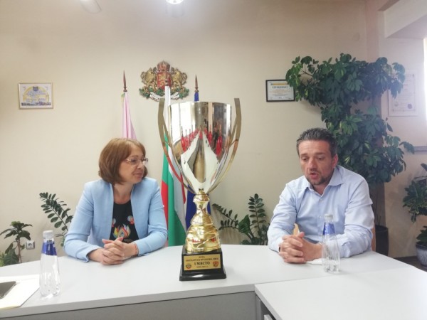 Кметът на Казанлък към ФК „Розова долина“: Купата трябва да вдъхновява младите!