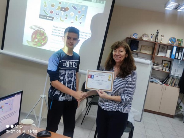 Децата от „ИКТ Център“ на призови места на IT Знайко