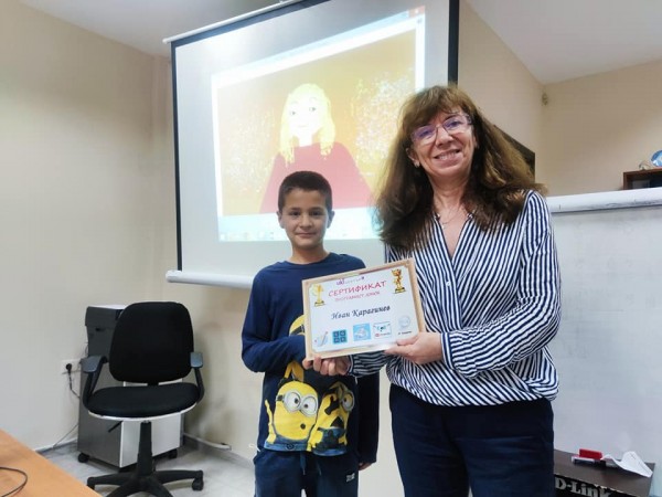 Децата от „ИКТ Център“ на призови места на IT Знайко