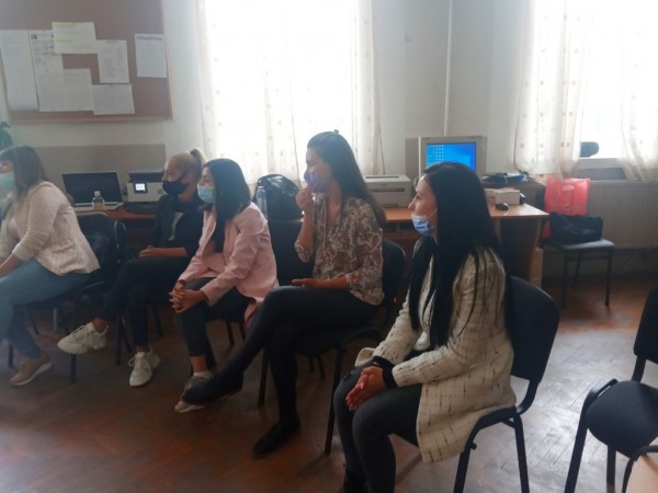 ПХГ „Св. Св. Кирил и Методий“ домакин на партньорска среща по програма „Иновации в действие“