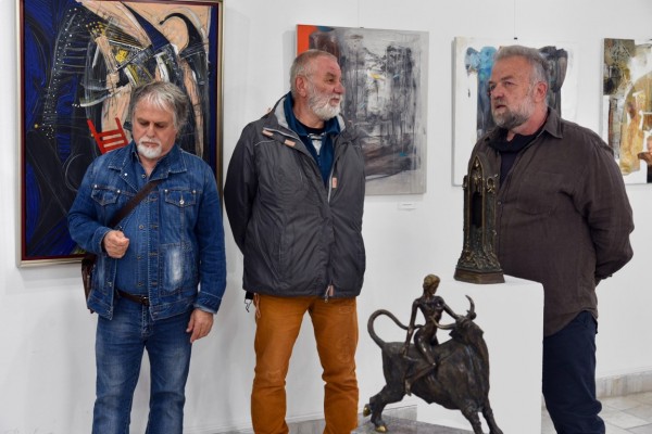 Казанлъшки художници с изложба в Сливен