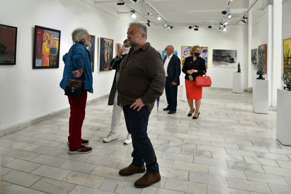 Казанлъшки художници с изложба в Сливен