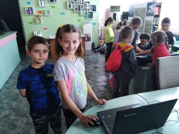 Учениците на ОУ “Георги Кирков“ посещават знакови места в заниманията по интереси