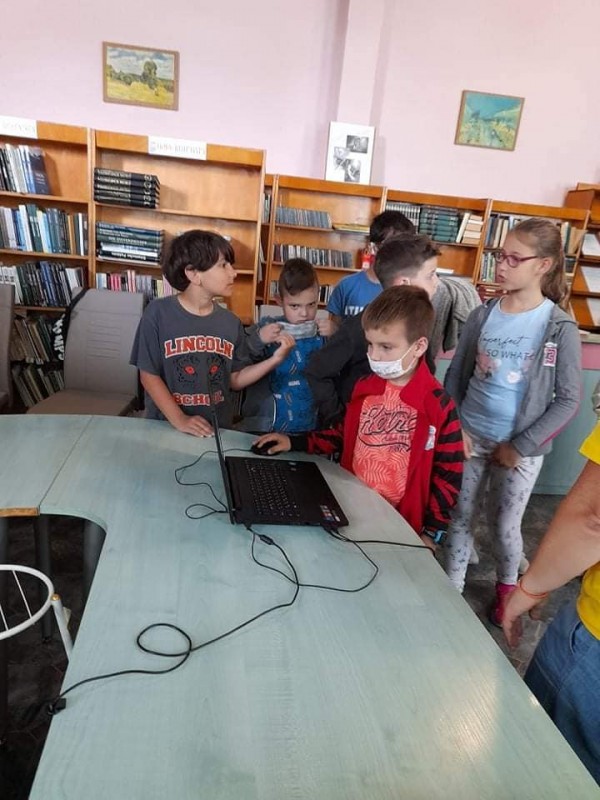 Учениците на ОУ “Георги Кирков“ посещават знакови места в заниманията по интереси