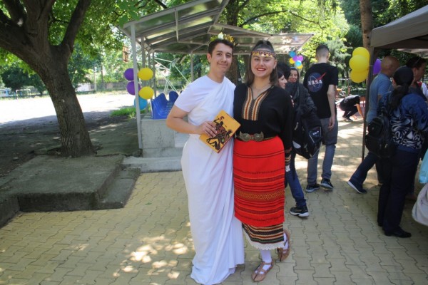 Иновативен кабинет на открито представиха в ПГЛПТ