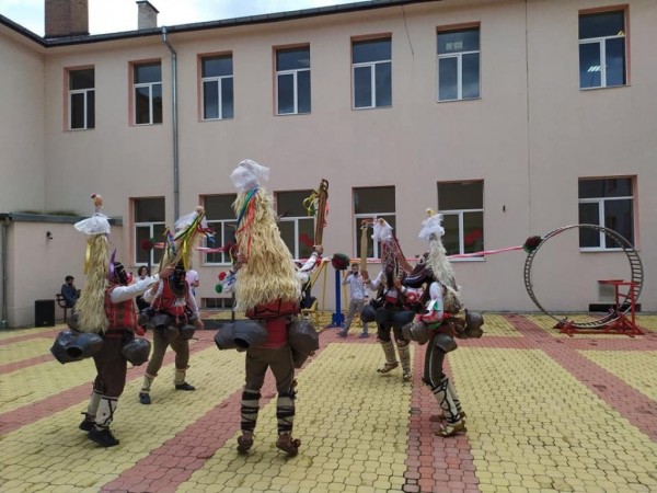 ПГ „Иван Хаджиенов“ – разказ за България!