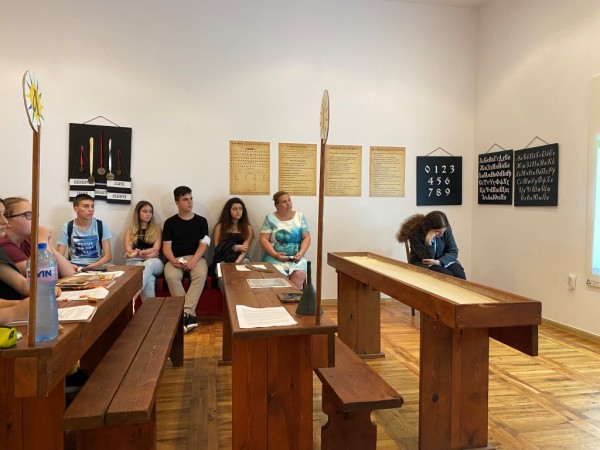 Ученици и учители от ПХГ „Св. Св. Кирил и Методий“ гостуваха в Добрич