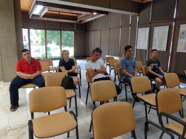 Ученици и учители от ПХГ „Св. Св. Кирил и Методий“ гостуваха в Добрич