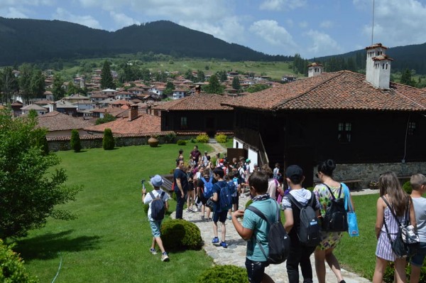 Четвъртокласници приключиха учебната година със забавна екскурзия