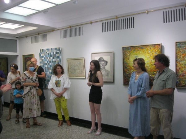 Платна на Ваня Запрянова са част от изложбата на ученици на Михаил Камберов