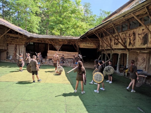 Екскурзия и атрактивни занимания сложиха край на учебната година и в ОУ “Георги Кирков“