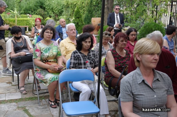 Румяна Лечева за книгата си “В името на Иисус“: Оптимист съм, вярвам в бъдещето на християнската църква