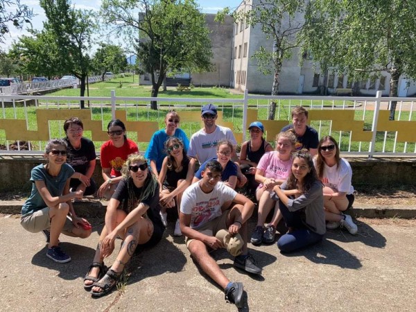 Доброволците действат в село Копринка