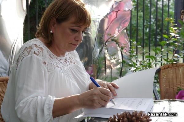 Румяна Лечева за книгата си “В името на Иисус“: Оптимист съм, вярвам в бъдещето на християнската църква