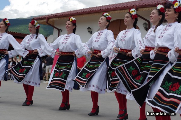 27 състава разтърсиха Дамасцена в „Заигра се хоро голямо“