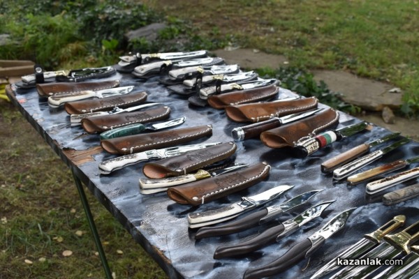 Чирпанлиевата къща събра десетки гости за Първия ножарски събор