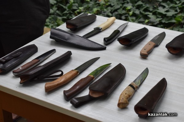 Чирпанлиевата къща събра десетки гости за Първия ножарски събор