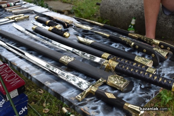 Чирпанлиевата къща събра десетки гости за Първия ножарски събор