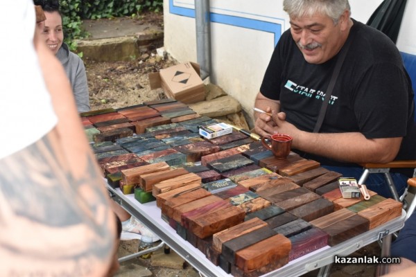 Чирпанлиевата къща събра десетки гости за Първия ножарски събор