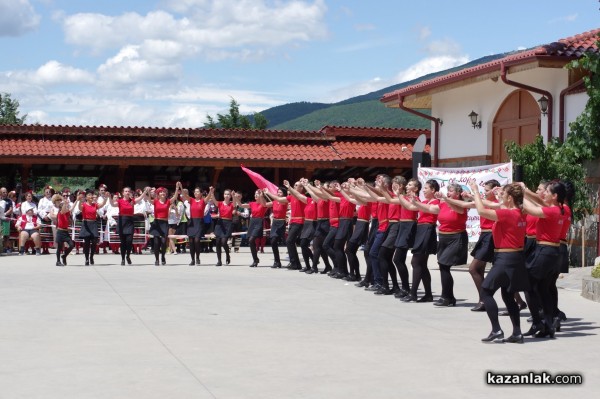 27 състава разтърсиха Дамасцена в „Заигра се хоро голямо“