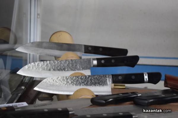 Чирпанлиевата къща събра десетки гости за Първия ножарски събор