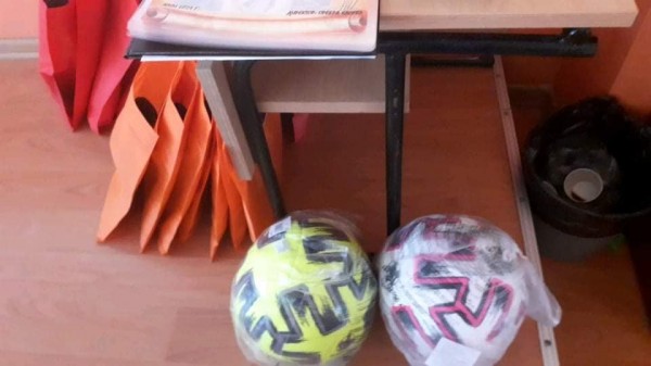 Учениците от IV Б клас на ОУ “Георги Кирков“ завършиха с последен урок и тържествена церемония