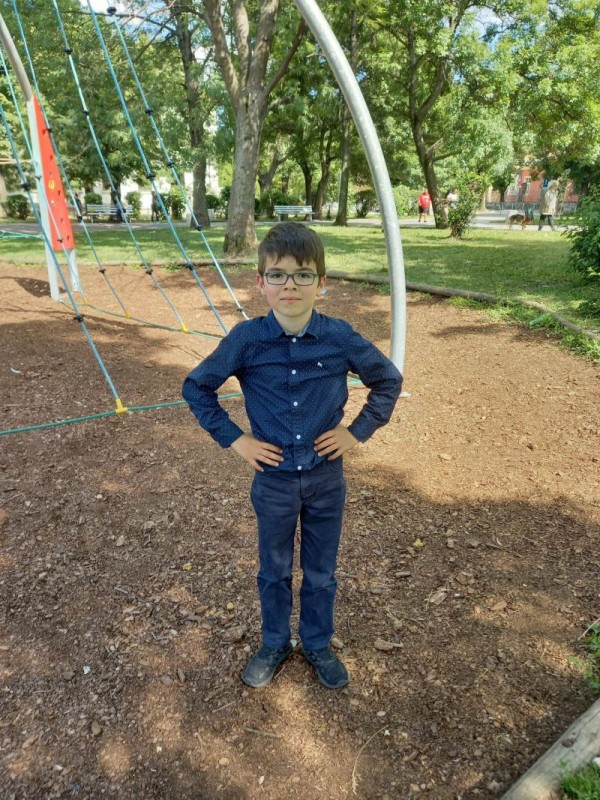 Китаристът Божидар Вонев най-малък, но с второ място от конкурс в Италия