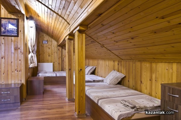 Най-новият атракцион в Розовата долина със спиращи дъха гледки - екопарк “Пеещи скали“