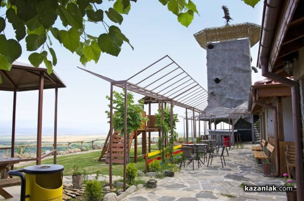 Най-новият атракцион в Розовата долина със спиращи дъха гледки - екопарк “Пеещи скали“