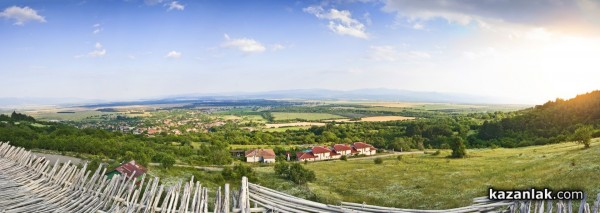 Най-новият атракцион в Розовата долина със спиращи дъха гледки - екопарк “Пеещи скали“