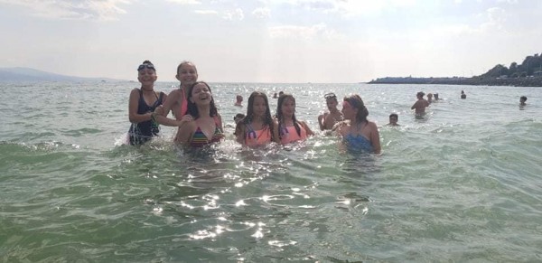30 ученици от ОУ “Георги Кирков“ са на безплатна морска ваканция