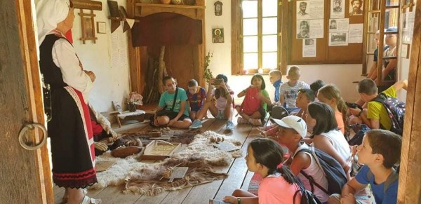 30 ученици от ОУ “Георги Кирков“ са на безплатна морска ваканция