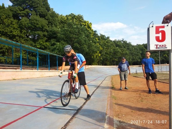 Лястовиците спечелиха отборната вицешампионска титла в Пазарджик