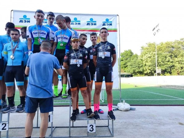 Лястовиците спечелиха отборната вицешампионска титла в Пазарджик