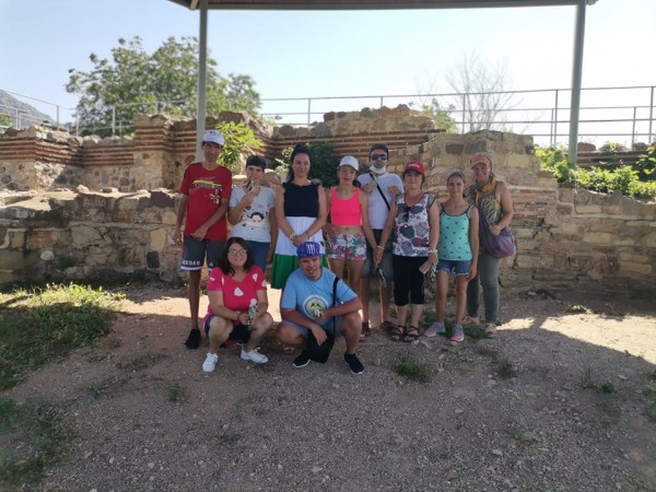 „Бъдеще за децата“ награди група от 10 младежи със специални нужди