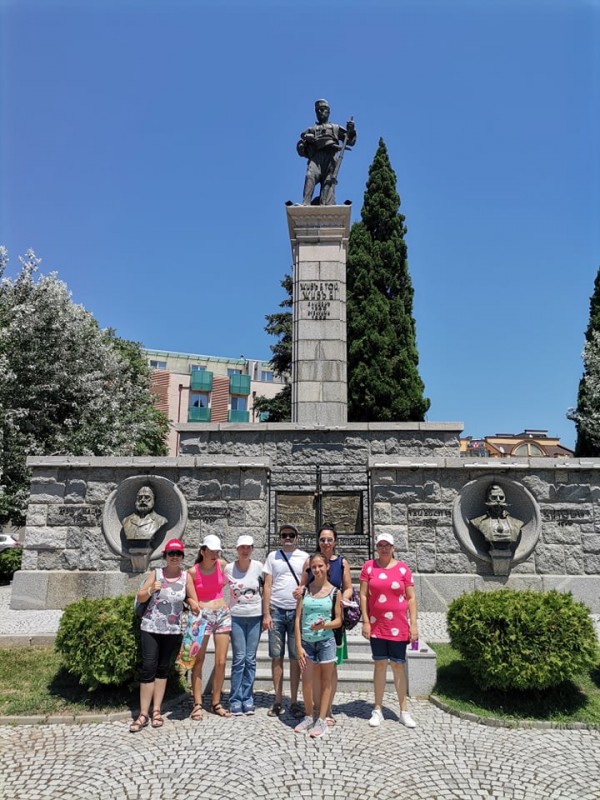 „Бъдеще за децата“ награди група от 10 младежи със специални нужди