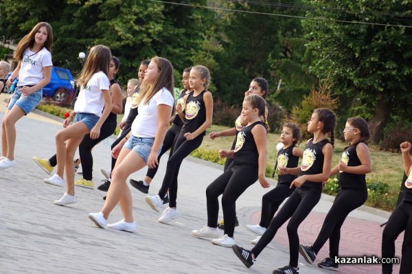 Шумен, цветен и изпълнен с положителни емоции бе град Шипка през празничните два дни