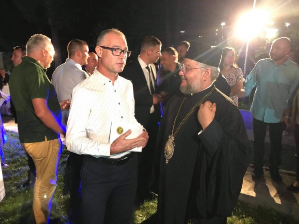 Митрополит Киприан събра над 10 000 лв. за именния си ден. Дарява ги на онкоцентъра в Стара Загора