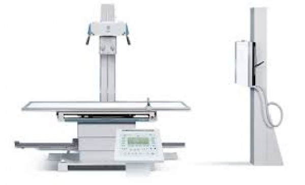 Пристигна новият рентгенов апарат от Общината за Поликлиниката