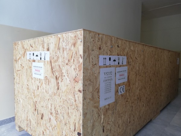 Пристигна новият рентгенов апарат от Общината за Поликлиниката