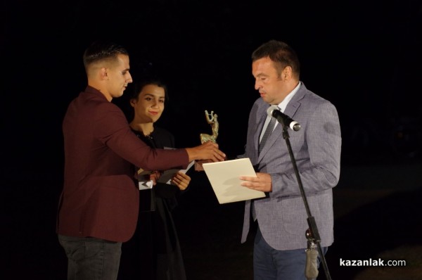 Кметът към гостите на празниците: Долината ухае не само на рози, но и на много култура, сърдечност, дух и светлина!