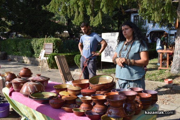 Майстори показват умения и сръчност на Шипка фест