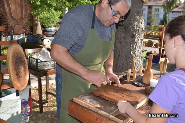 Майстори показват умения и сръчност на Шипка фест
