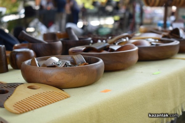 Майстори показват умения и сръчност на Шипка фест