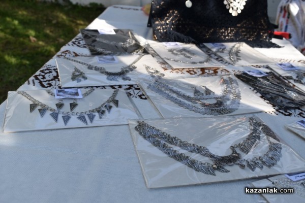 Майстори показват умения и сръчност на Шипка фест