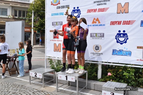 Казанлъчани сред победителите в колоездачното състезание за Купа “Долината на тракийските владетели“