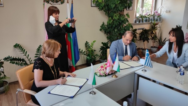 Казанлък се побратими с Дидимотика, Гърция