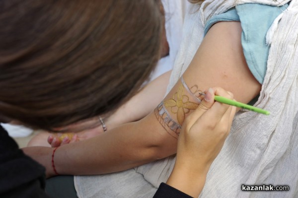 10 млади художници се включиха в бодиарт работилницата