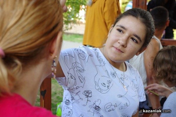 10 млади художници се включиха в бодиарт работилницата